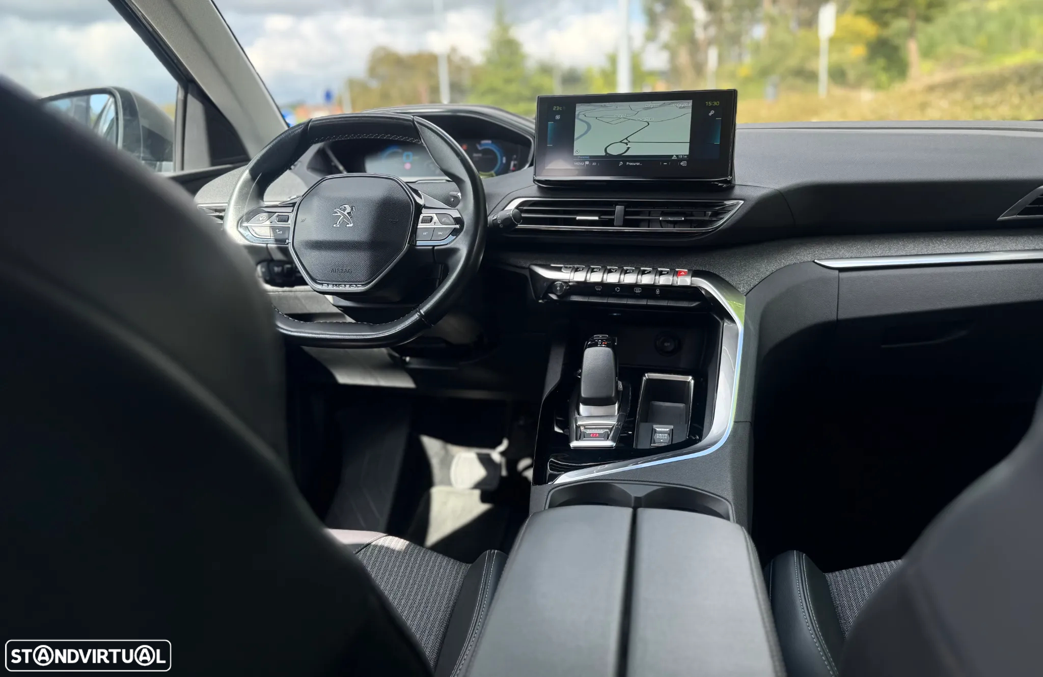 Peugeot 3008 1.6 Hybrid Allure Pack e-EAT8 - 24