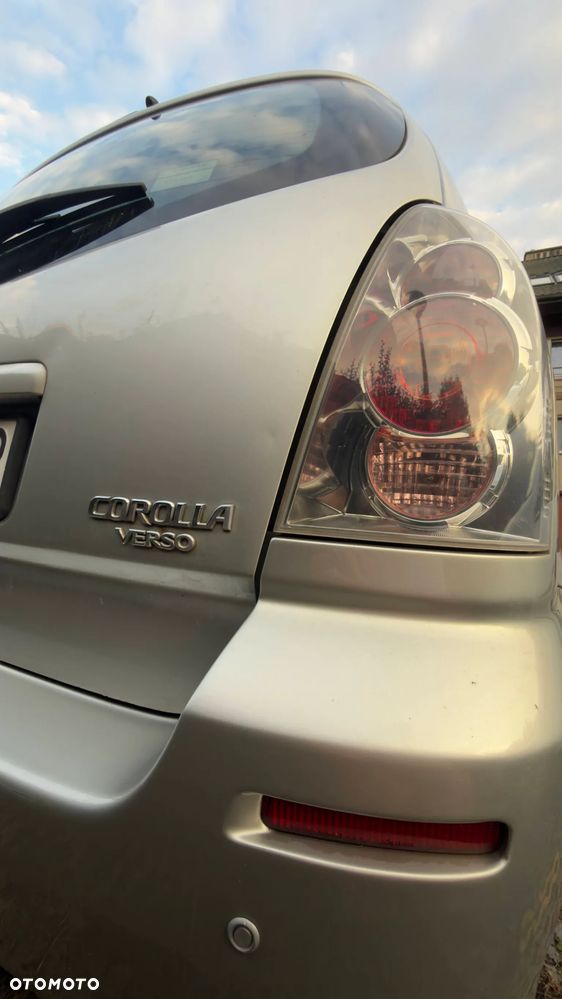 Toyota Corolla Verso 2.0 D-4D Sol - 12