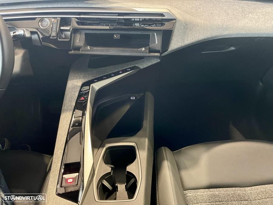 Peugeot 3008 1.2 Hybrid Allure e-DCS6 - 15