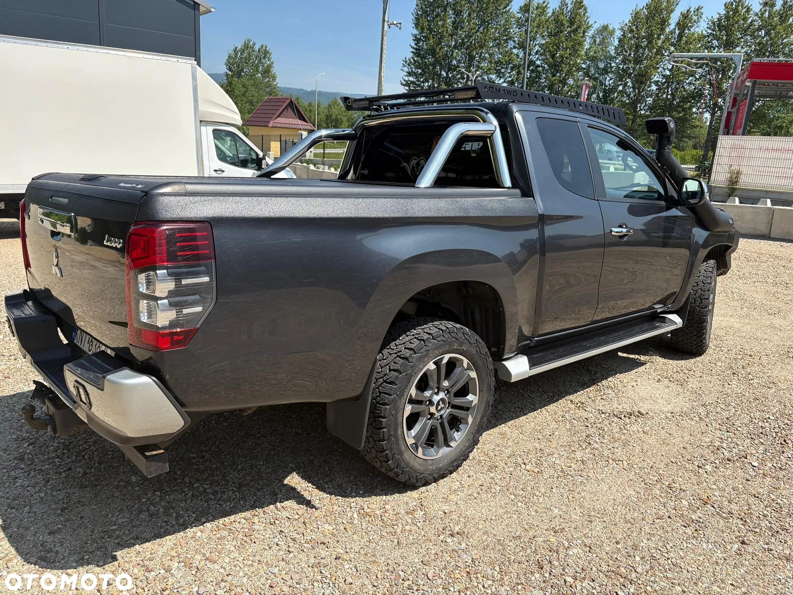Mitsubishi L200 - 16
