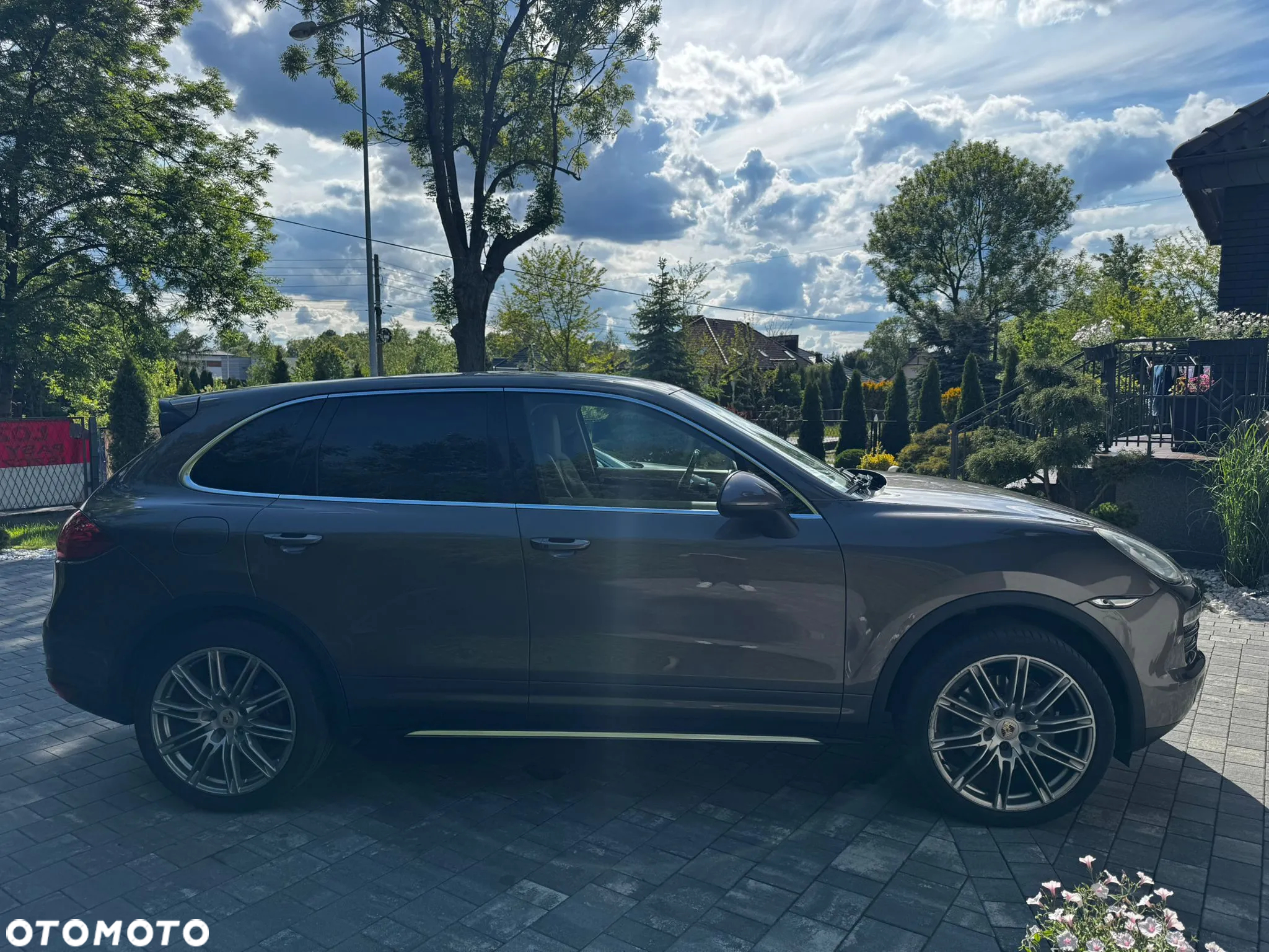 Porsche Cayenne - 9
