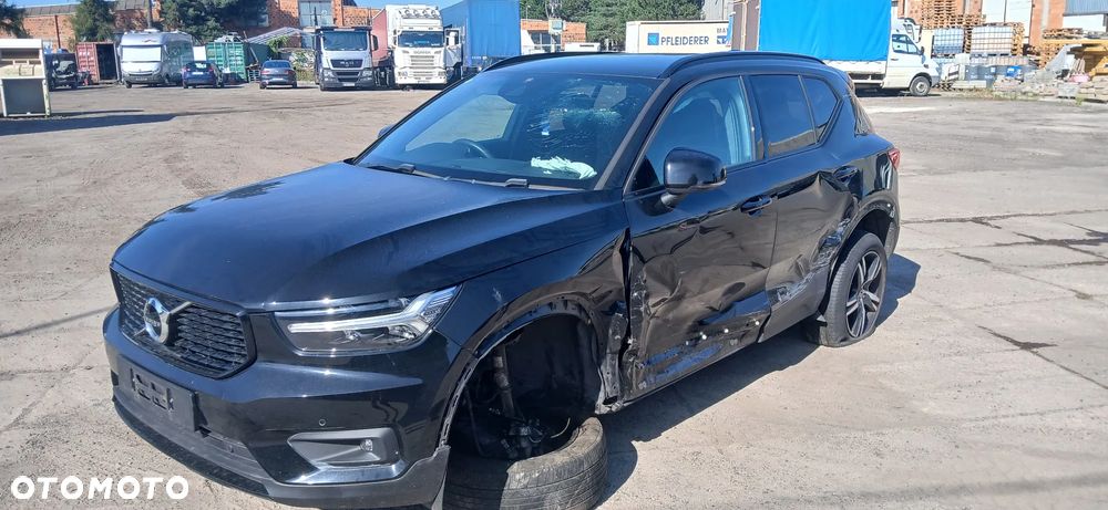 Volvo XC 40 D3 Geartronic RDesign - 3