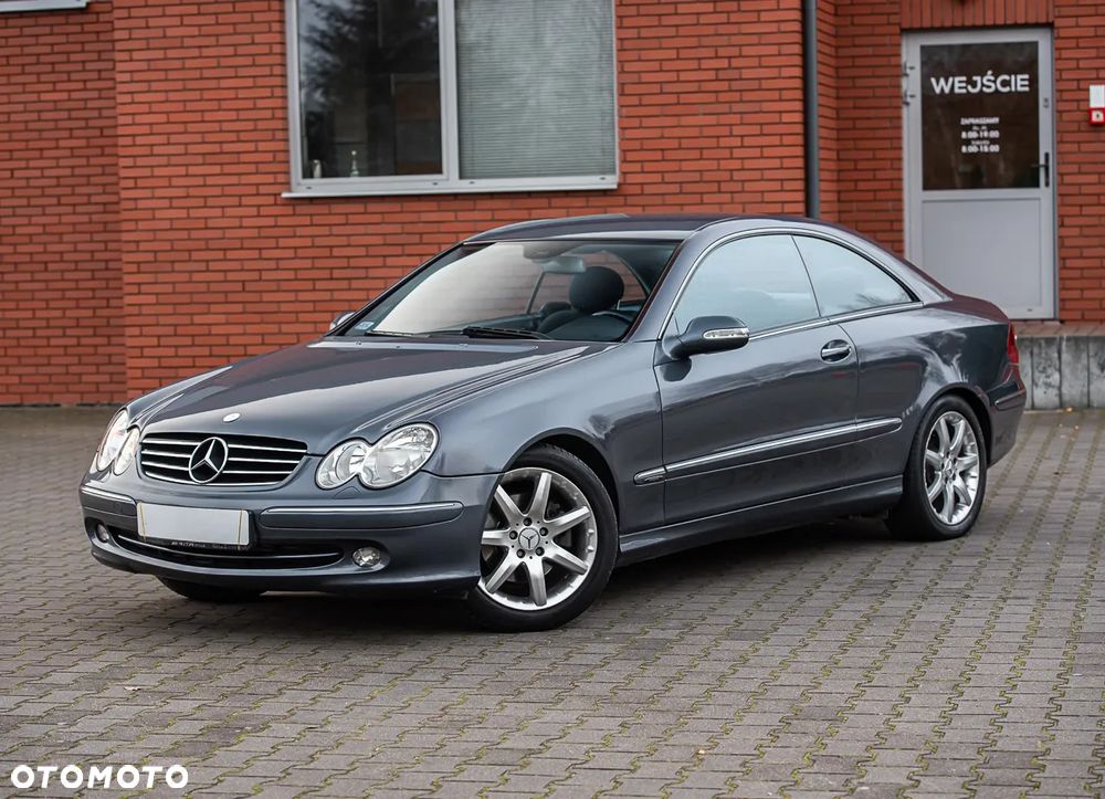 Mercedes-Benz CLK - 6