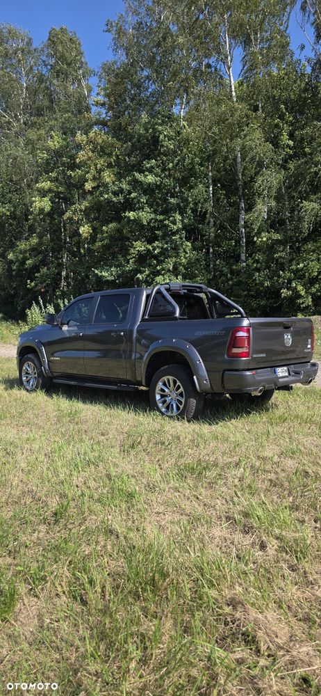 RAM 1500 Crew Cab Shortbed Laramie - 3