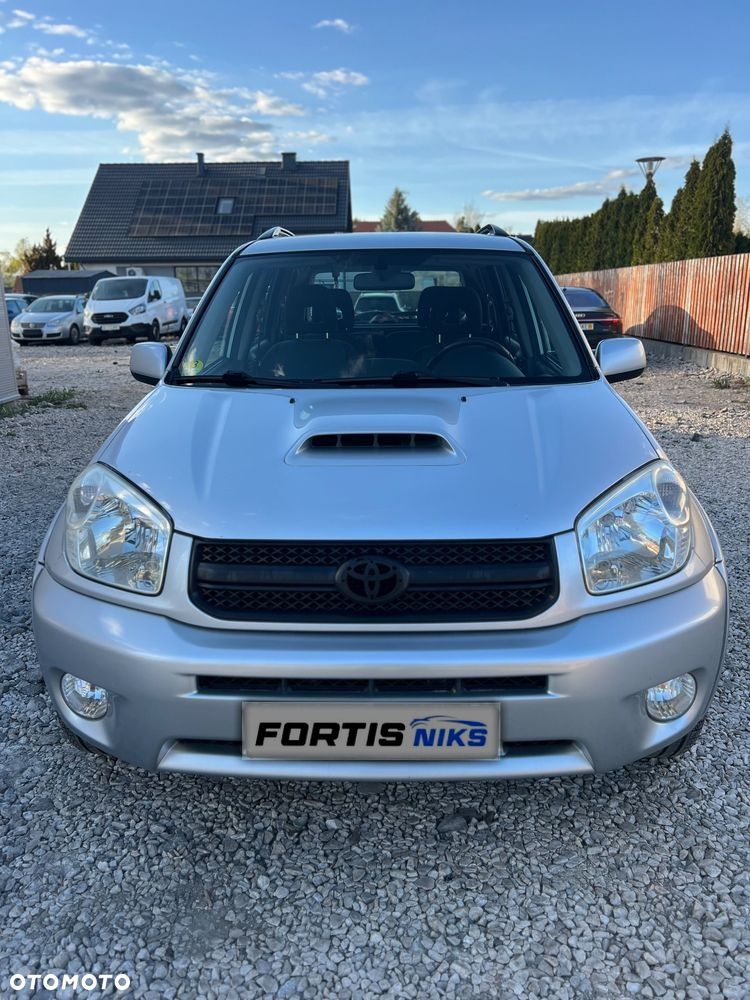 Toyota RAV4 D-4D 4x4 - 4