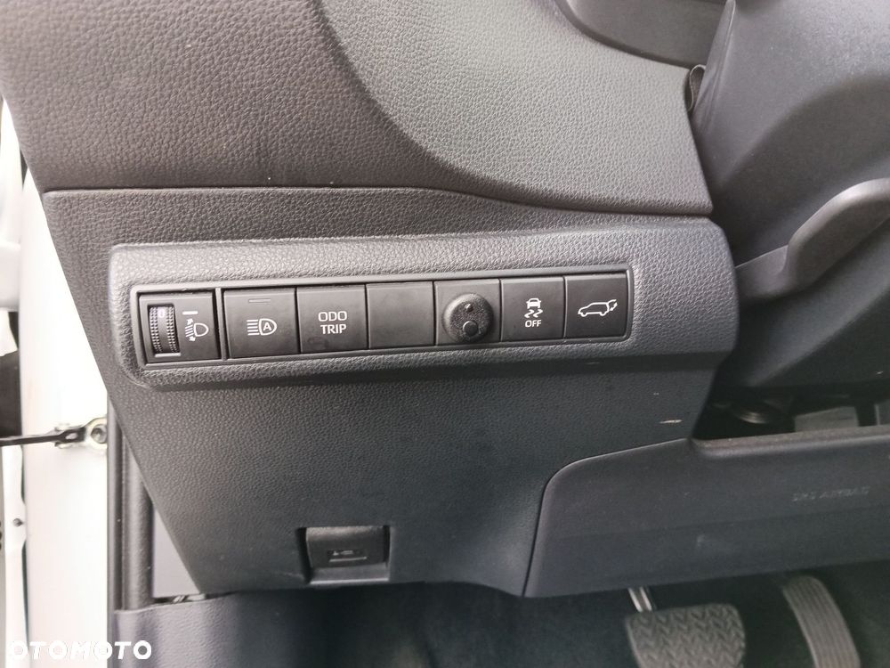 Toyota Corolla 1.8 Hybrid Style - 18