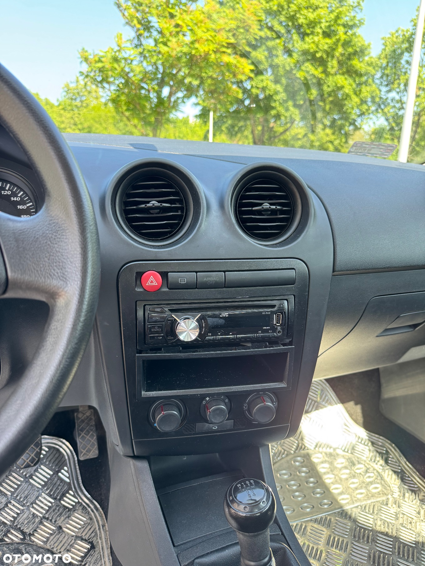 Seat Ibiza 1.2 12V Amaro - 6