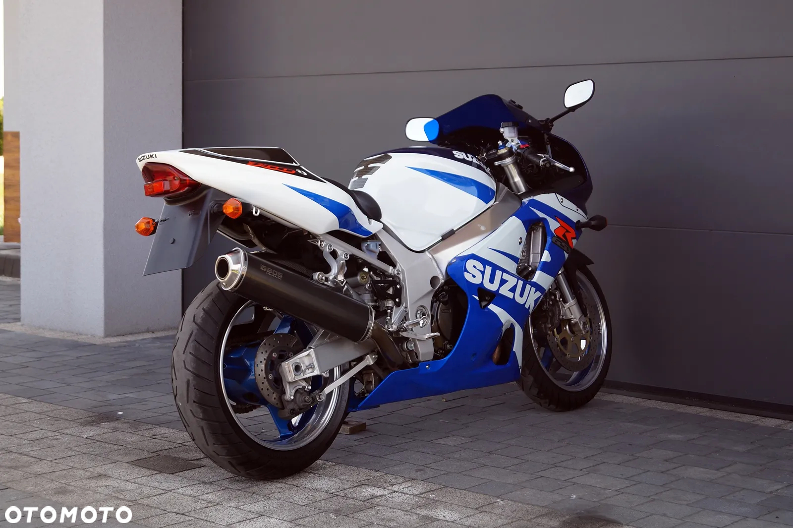 Suzuki GSX-R - 8