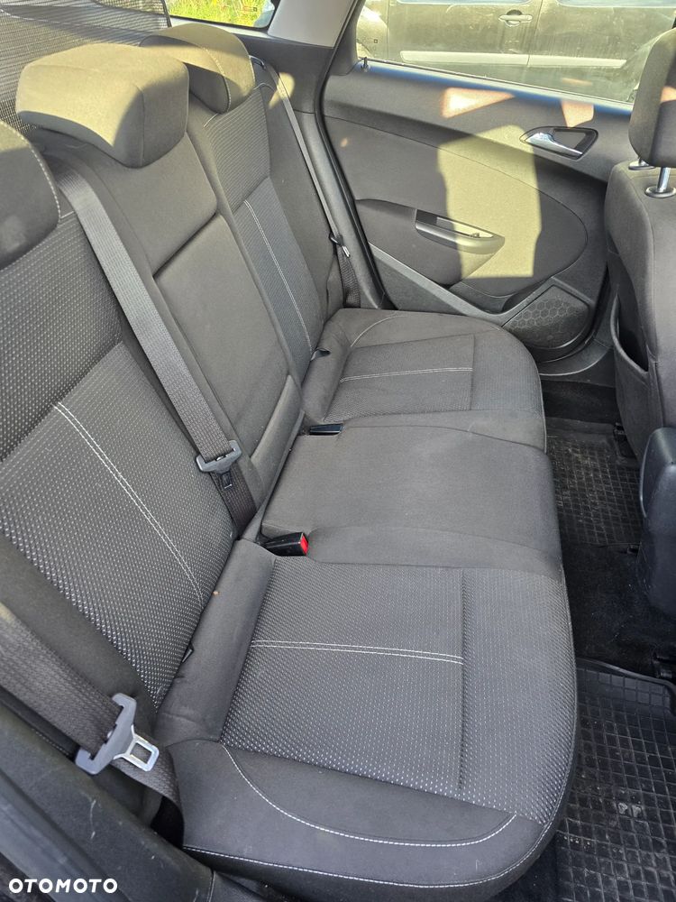 Opel Astra 2.0 CDTI Sport - 24