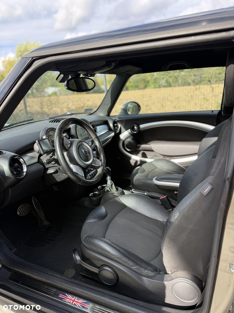 MINI Cooper - 9