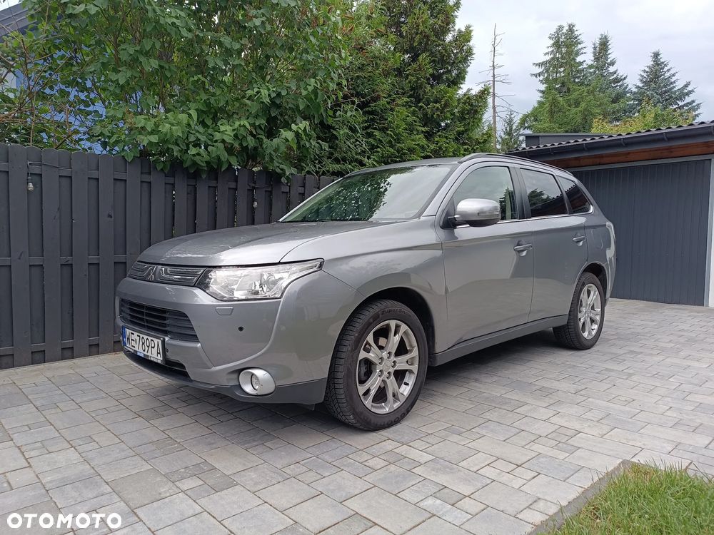 Mitsubishi Outlander 2.2 DID Intense + - 1