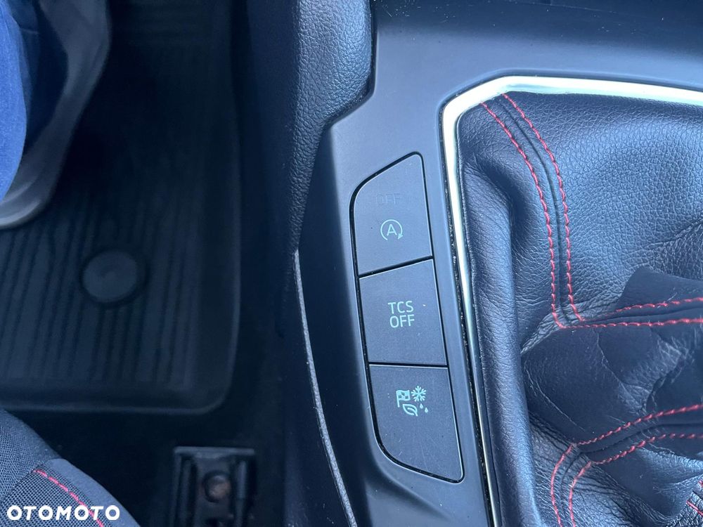 Ford Focus 1.0 EcoBoost ST-Line Business - 14