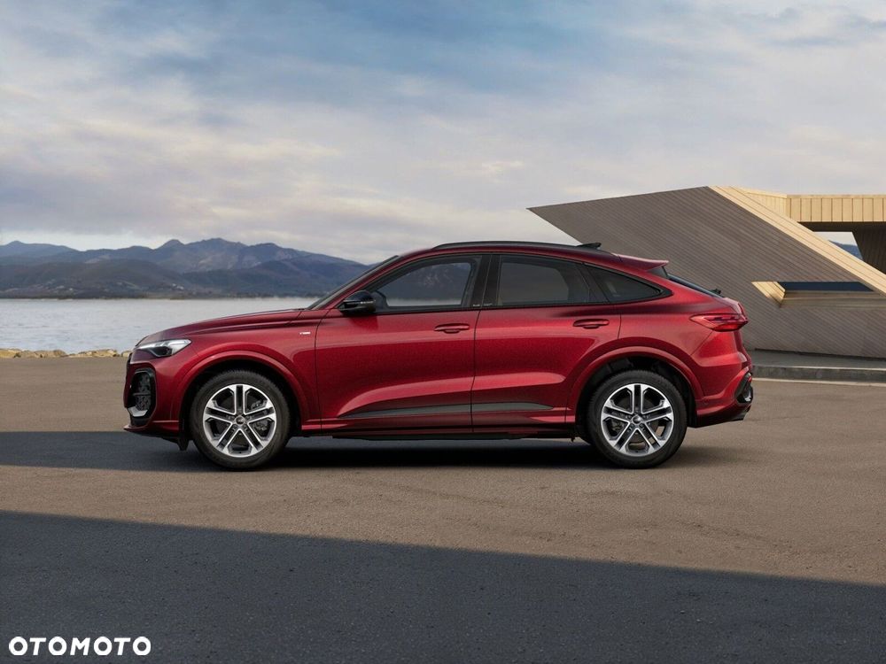 Audi Q5 Sportback - 3