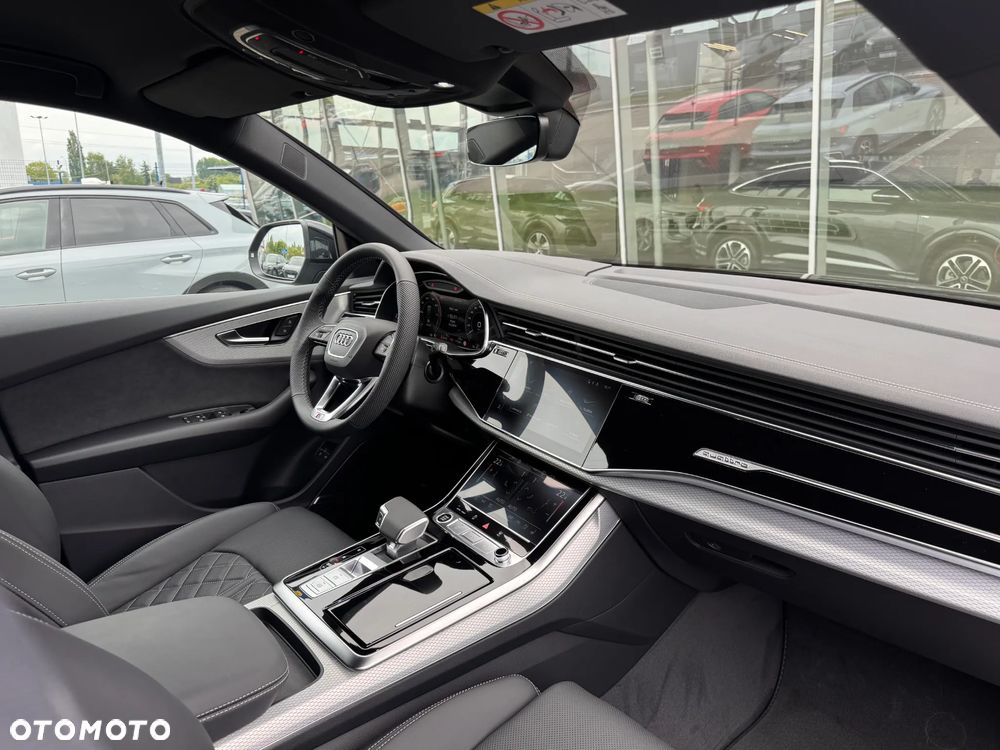 Audi Q8 TFSI e PHEV 360 kW Quattro Tiptronic - 36