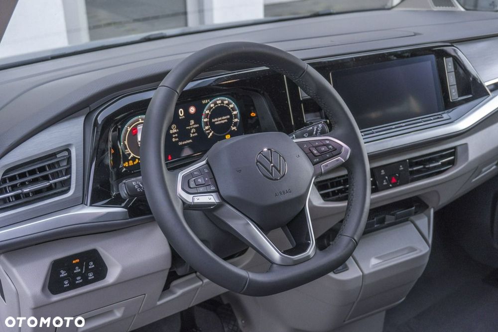 Volkswagen Multivan - 15