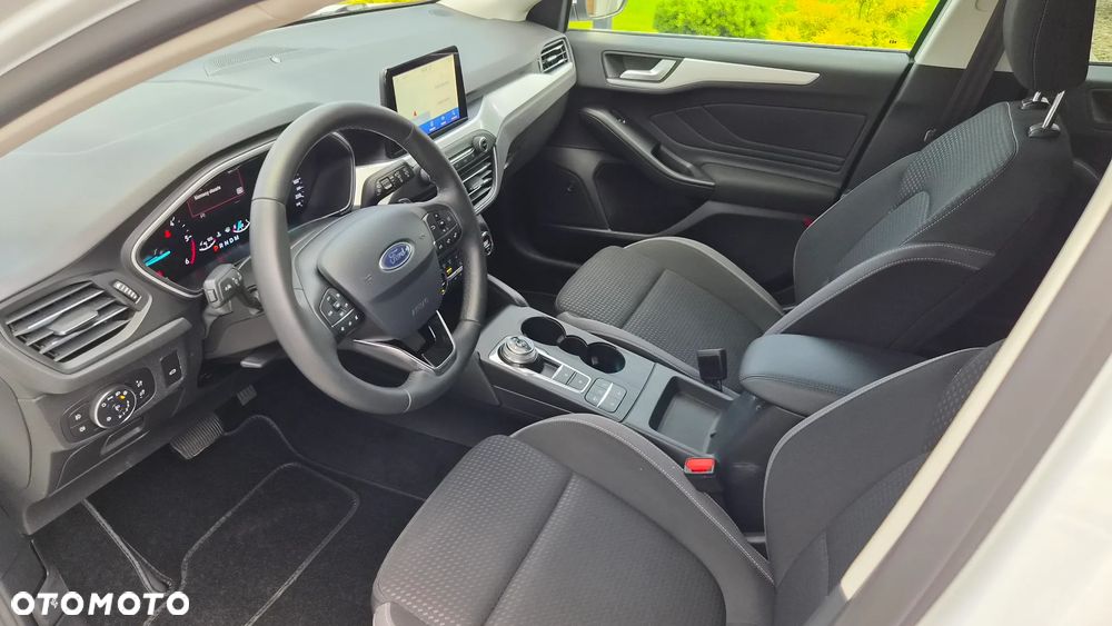 Ford Focus 1.5 EcoBlue Start-Stopp-System TITANIUM DESIGN - 7