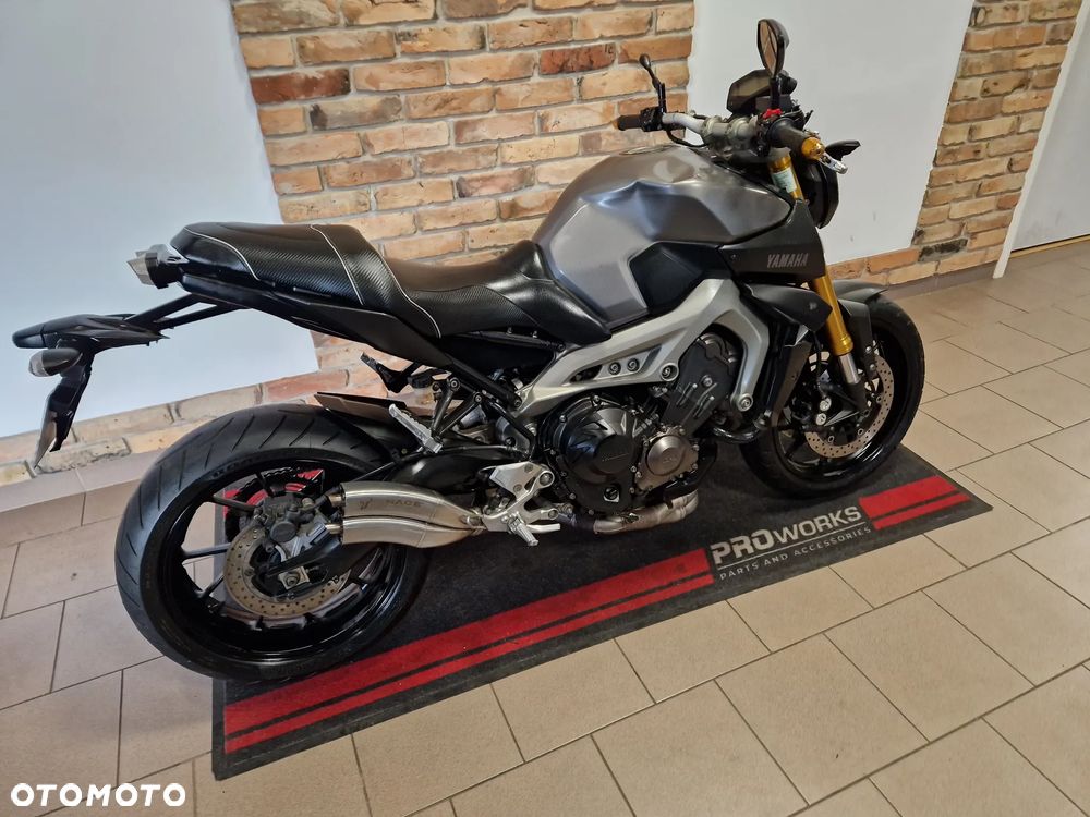 Yamaha MT - 4