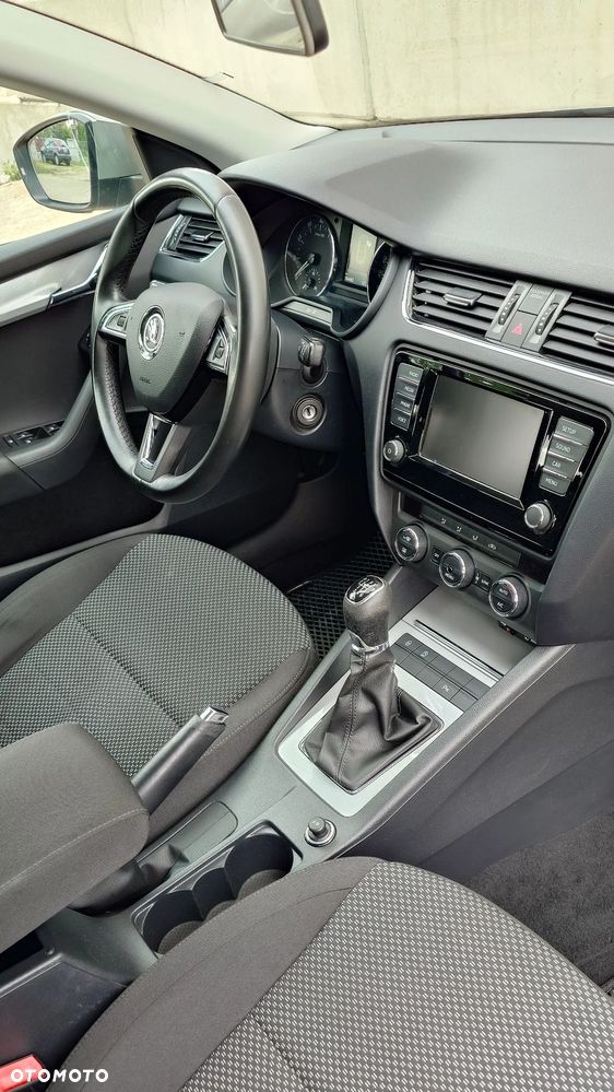 Skoda Octavia 1.4 TSI Ambition - 14