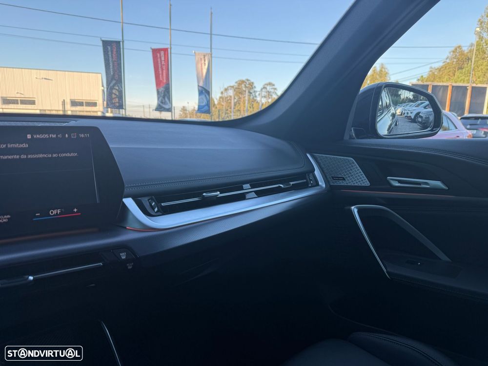 BMW iX1 xDrive30 Pack Desportivo M - 20