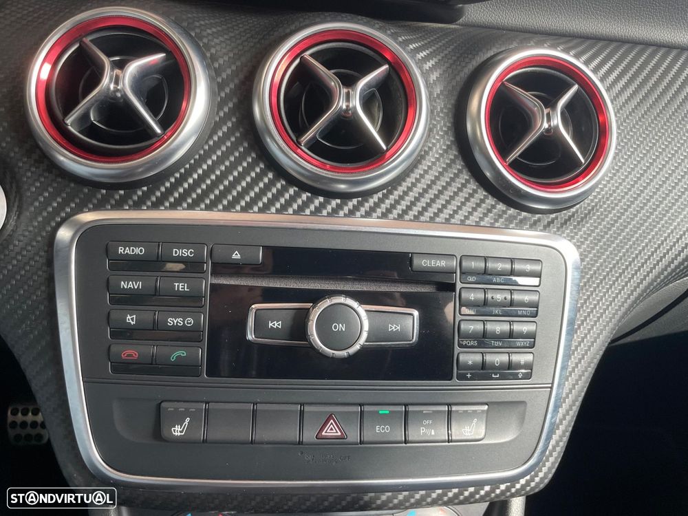 Mercedes-Benz A 200 AMG Line - 22