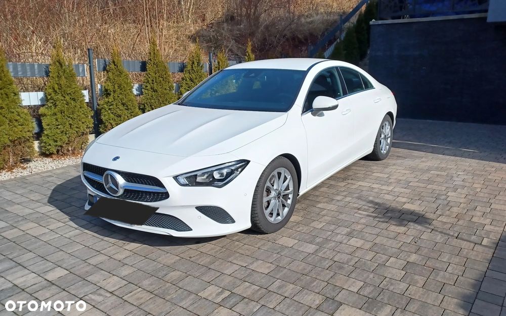 Mercedes-Benz CLA 200 7G-DCT - 3