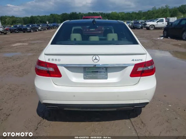 Mercedes-Benz Klasa E 500 4Matic 7G-TRONIC Elegance - 7