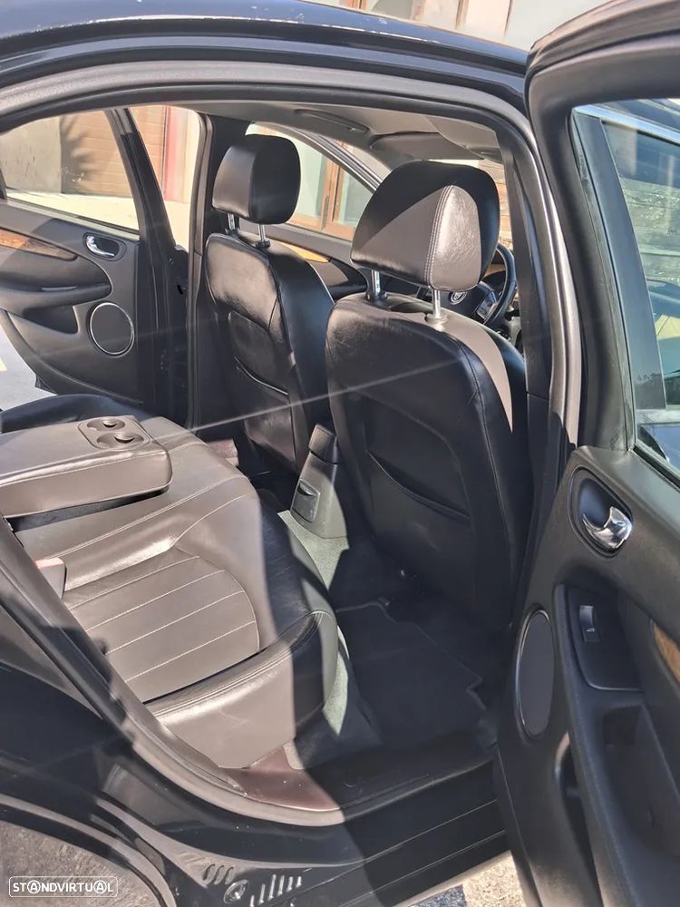 Jaguar X-Type 2.0 D Executive - 9
