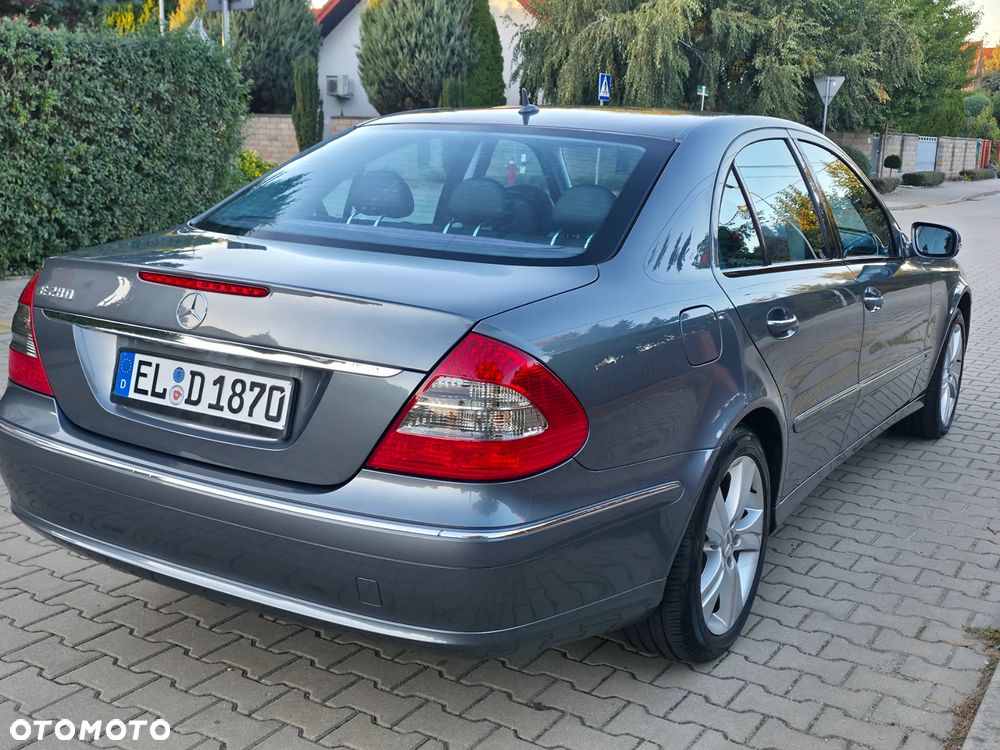 Mercedes-Benz Klasa E - 13