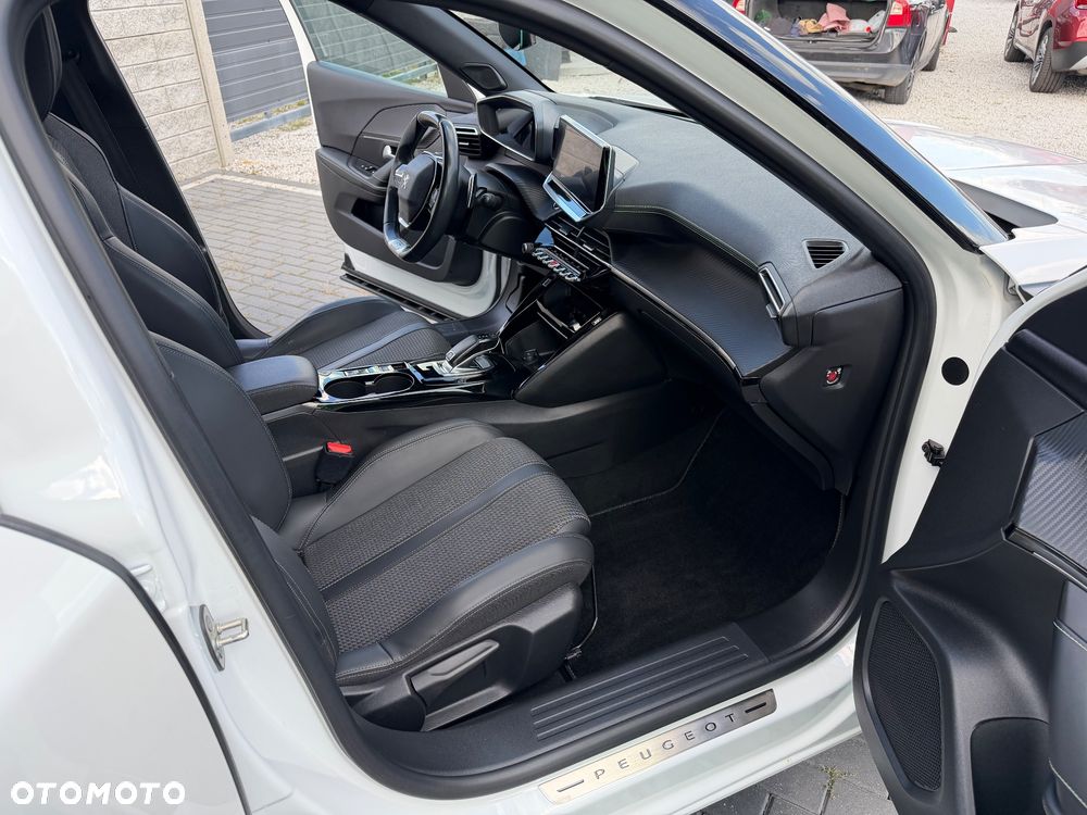 Peugeot 2008 1.5 BlueHDi GT Line S&S EAT8 - 5
