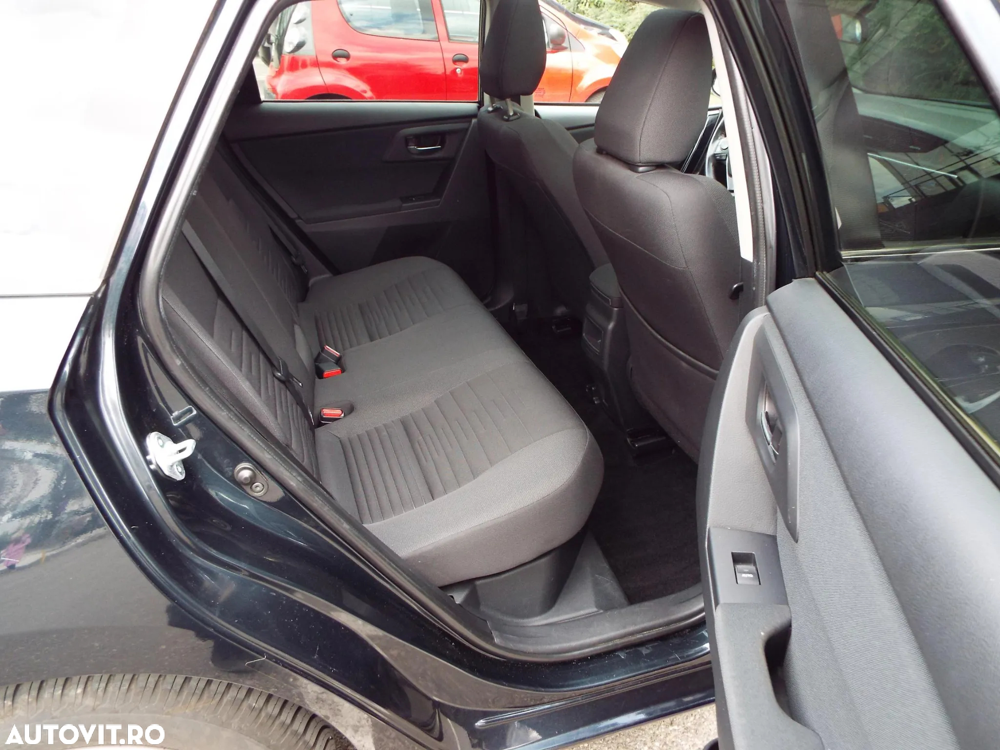 Toyota Auris 1.8 VVT-i Hybrid Automatik Executive - 10