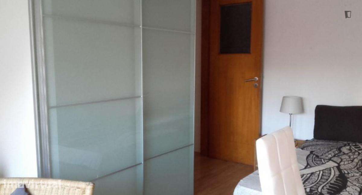 Quarto - localizado em Lapa Lisbon - Grande imagem: 2/8