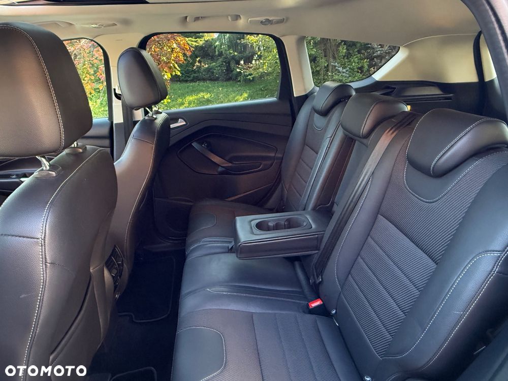 Ford Kuga - 18