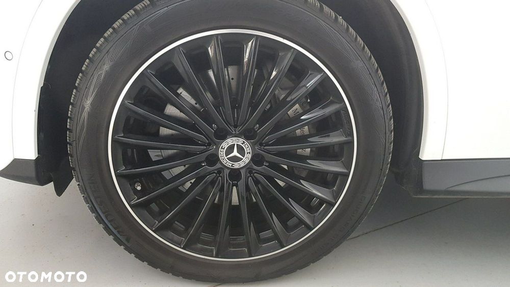 Mercedes-Benz GLC - 9