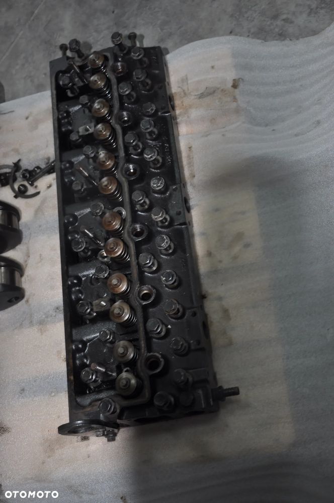 WAŁ GŁOWICA Tłok  SILNIK  PERKINS Y6 JCB FASTRACK - 2