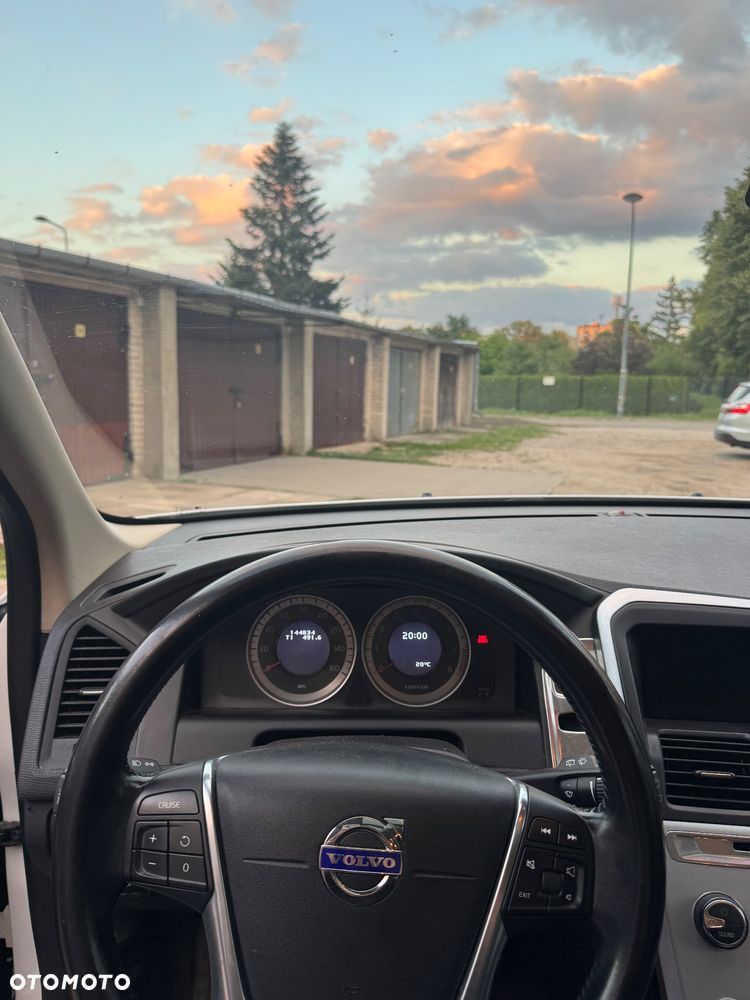 Volvo XC 60 T6 AWD Momentum - 7