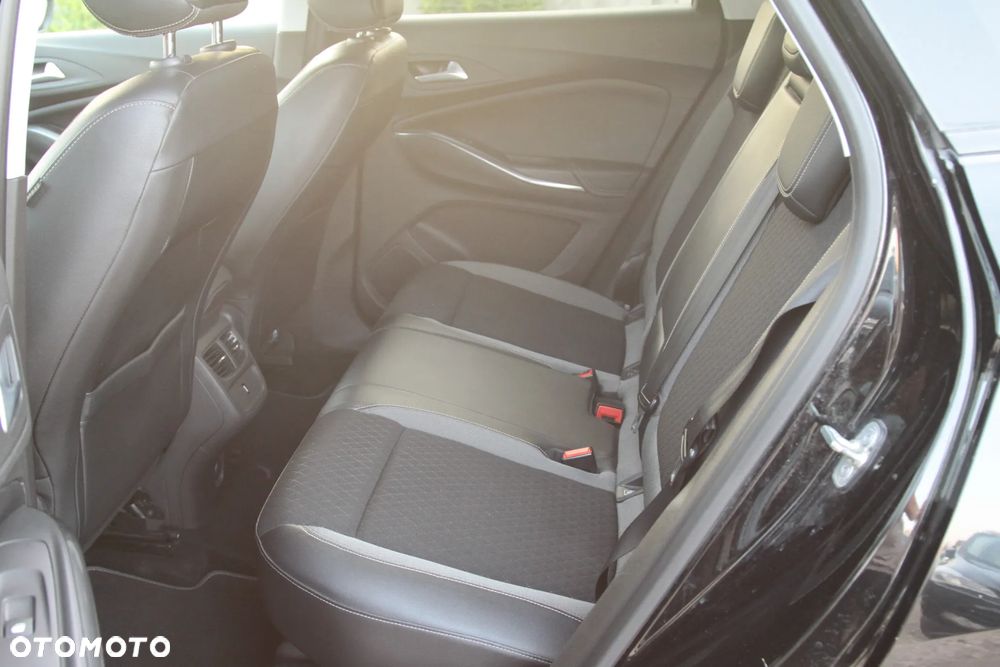 Opel Grandland X 1.6 D Start/Stop INNOVATION - 21
