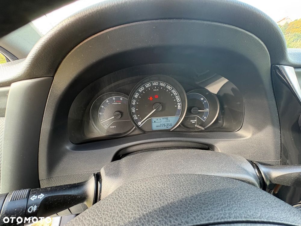Toyota Auris - 11