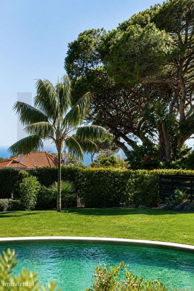 Estoril | Uma residência rara entre o mar, a privacidade e a elegância - Grande imagem: 4/41