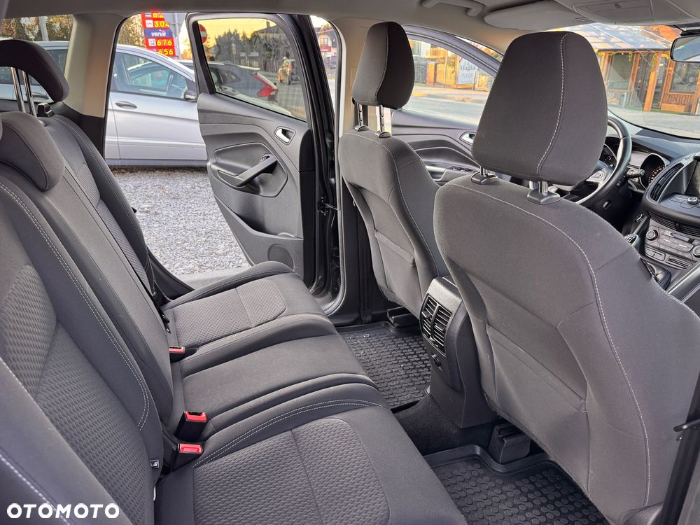 Ford Kuga 1.5 TDCi FWD Trend - 24