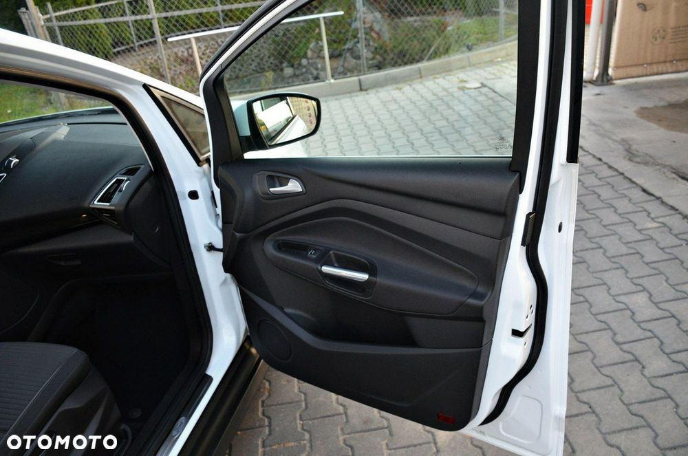 Ford C-MAX - 18
