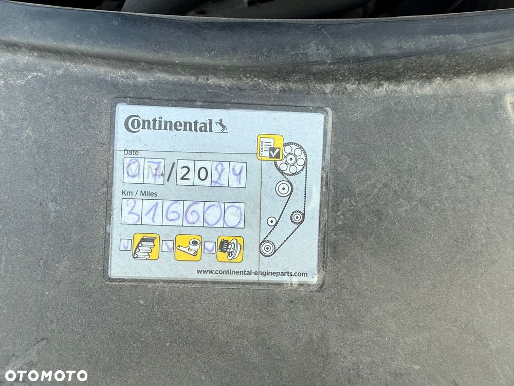 Skoda Superb 2.0 TDI 4x4 Platinum - 23