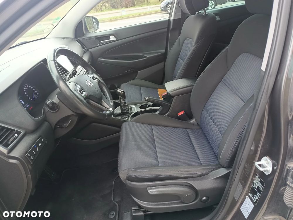 Hyundai Tucson blue 1.7 CRDi 2WD Advantage - 20