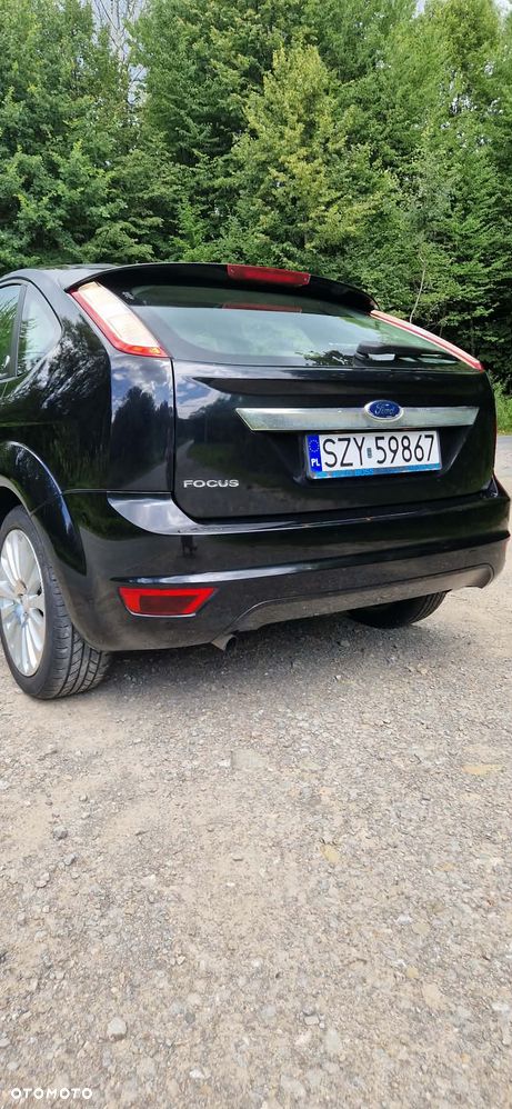 Ford Focus 2.0 Ghia - 9