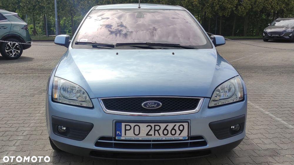 Ford Focus 1.6 Ti-VCT Ghia - 6