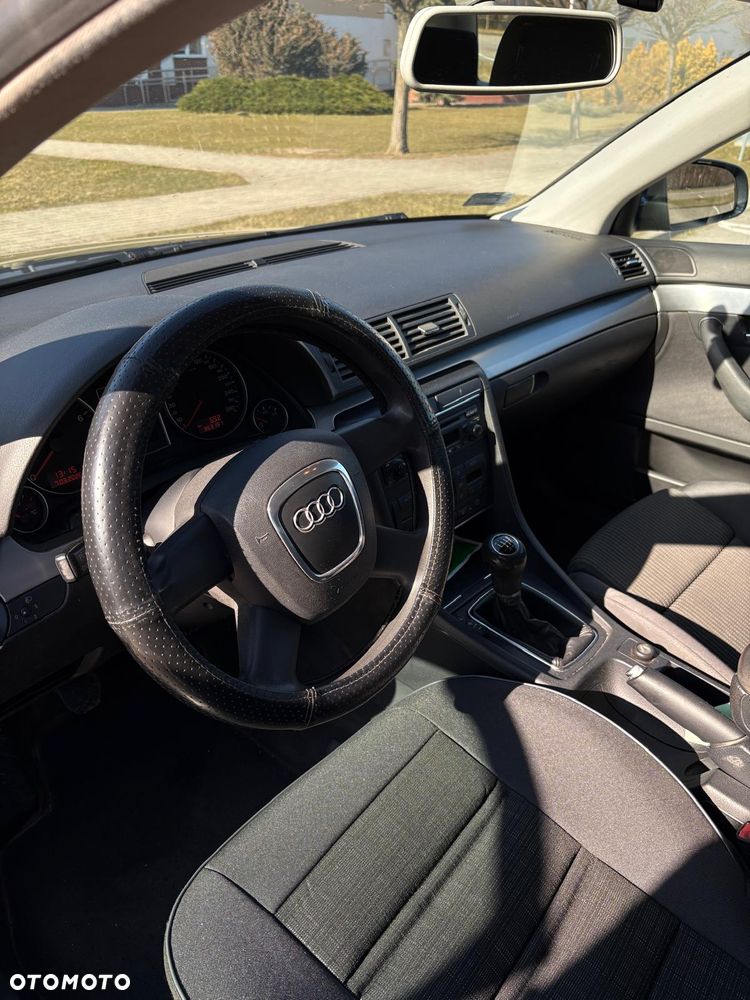 Audi A4 Avant 2.0 T FSI - 7