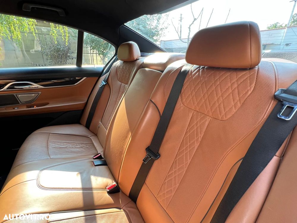 BMW Seria 7 730d xDrive - 15