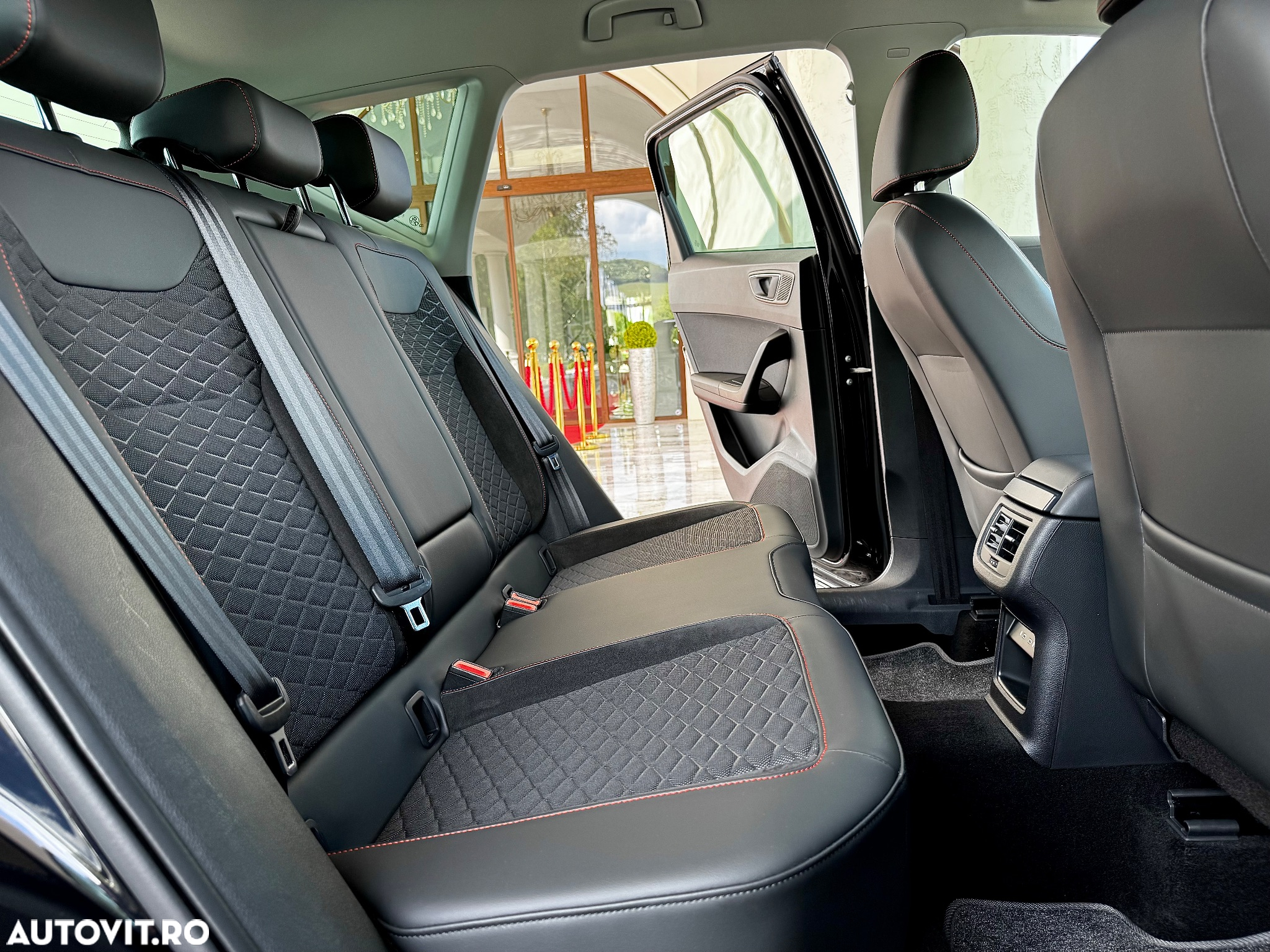 Seat Ateca 2.0 TDI 4DRIVE DSG FR BLACK EDITION - 9