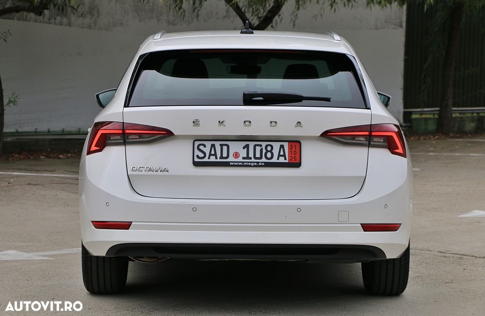 Skoda Octavia 2.0 TDI 150 CP DSG Sportline - 18