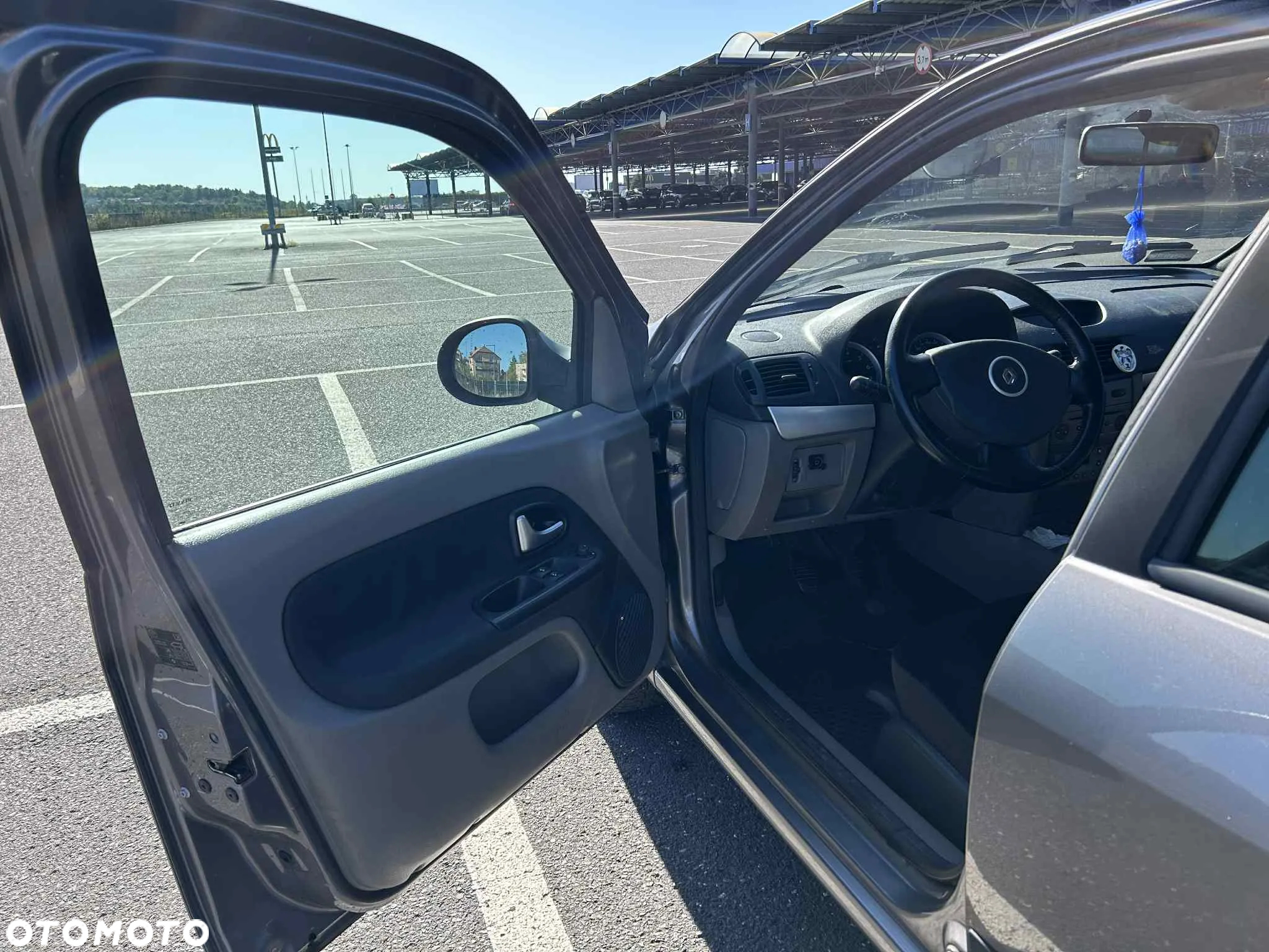 Renault Thalia 1.4 16V All Inclusive - 11