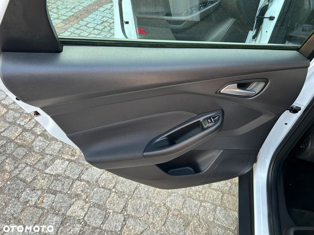 Ford Focus - 29